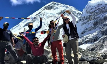 Everest Basecamp Trekking - Nepalgram tea at Everest basecamp - including some senior trekkers