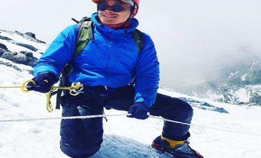 On his move to climb up in the vertical climb