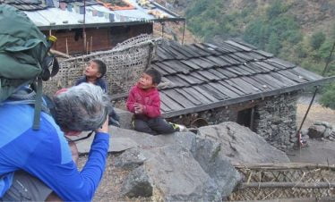 Kids we met along the trekking route