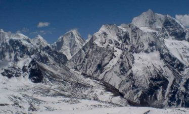Annapurna himalaya range seen from mardi himal peak in a snowy day