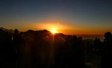 poonhill is one of the famous hill station for Nepal