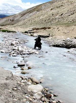 Riding unknown towards the corola boarder - corola is Nepal China boarder