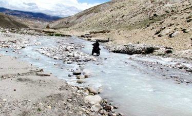 Riding unknown towards the corola boarder - corola is Nepal China boarder