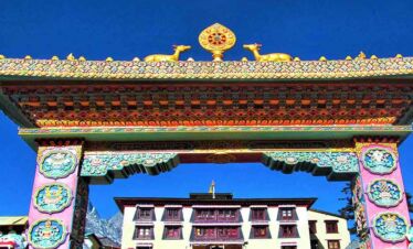 Artistic gate of Tengboche monastery