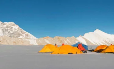 Baruntse Peak Climbing
