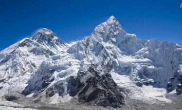 Everest Base Camp on the trail to Cholatse
