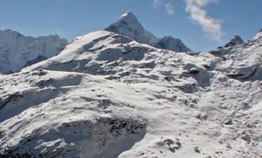 Kongma Tse peak climbing