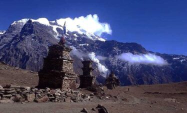 chhorten symbolising the tibetan culture in tilamng pass trekking region