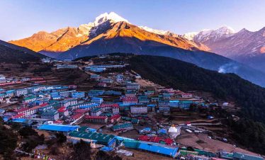 Gokyo lake trek and Everest 3 passes
