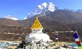 Hike to everest base camp