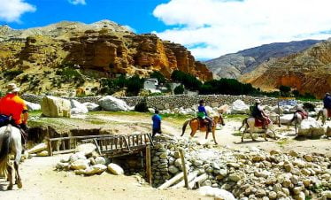 Mustang trekking