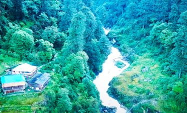 kanchenjunga basecamp trekking by overland